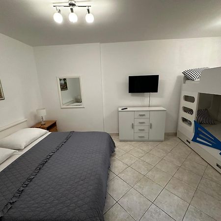 Apartment Biokovo Krvavica Luaran gambar